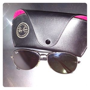 Ray Ban Aviator glasses